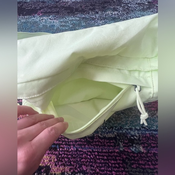 NIKE SPORTSWEAR TECH HIP Pack Waist Cross Body Bum Bag Women/ Men Volt green EUC - Picture 3 of 8